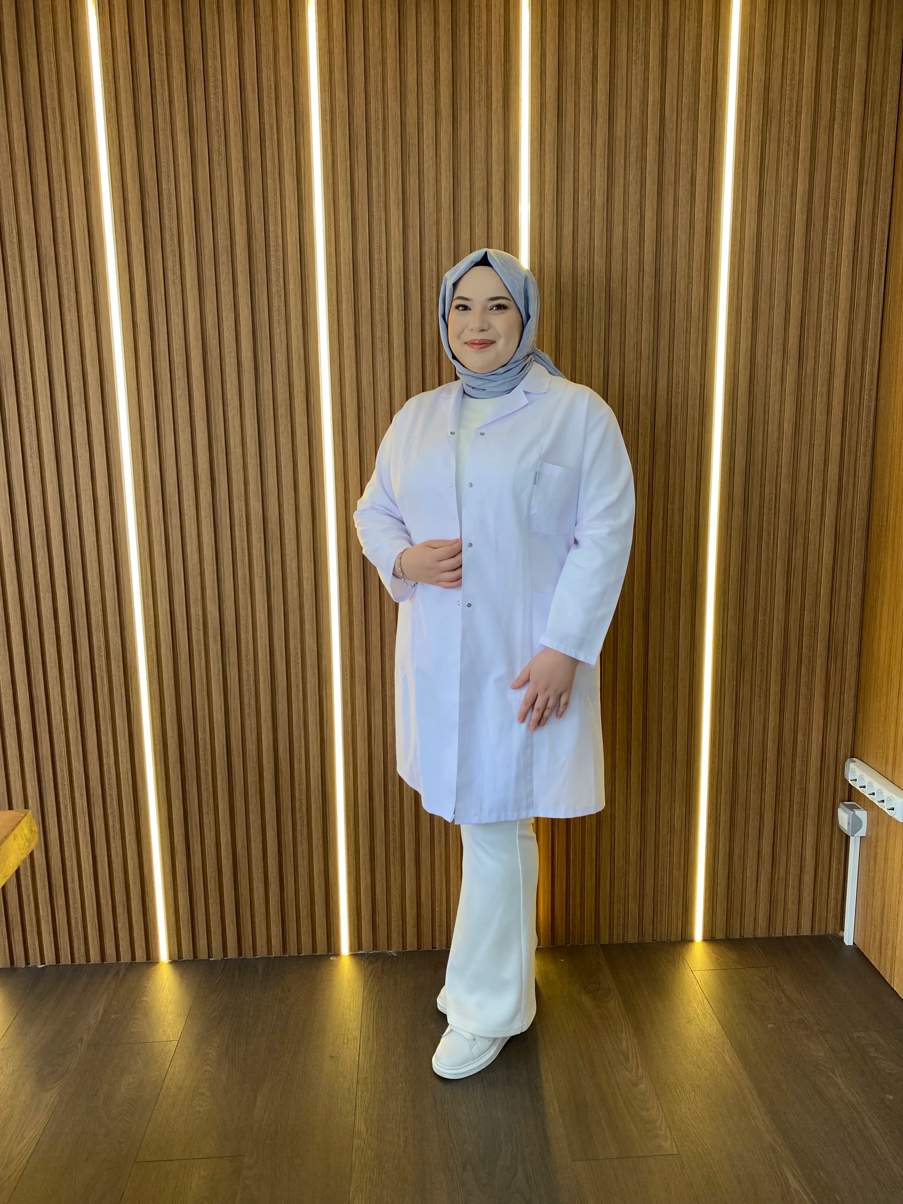 Saliha Mayra Özbek